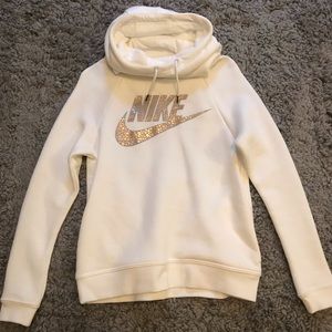 NEVER WORN! RALLY FUNNEL NECK METALLIC NIKE HOODIE